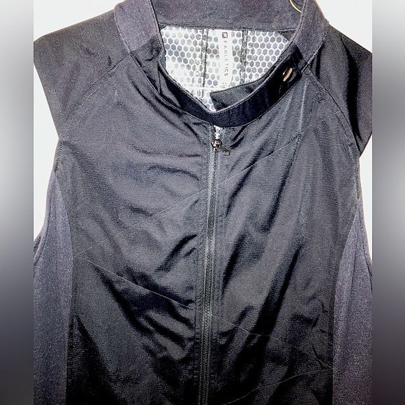 Fabletics Jackets & Coats Fabletics Zip Up Vest Black Xl With